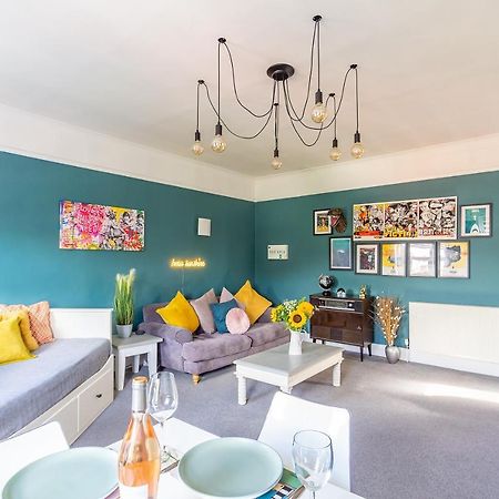 Spacious Split Level Flat In Great Location Portsmouth Exteriör bild