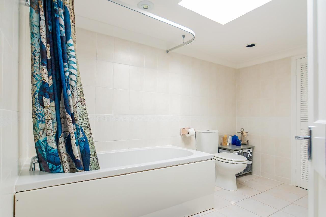 Spacious Split Level Flat In Great Location Portsmouth Exteriör bild